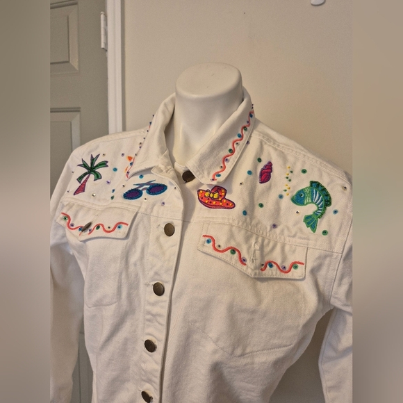 Vintage Petite Sophisticated White Cotton Boho Chic Button Front Jean Jacket(M) - Picture 6 of 10